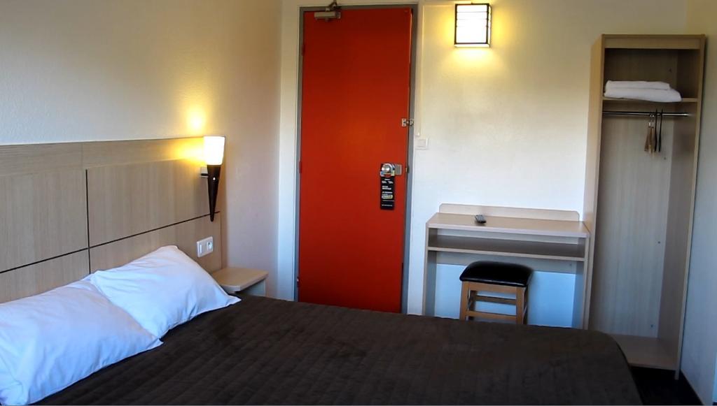 Hotel Class'Eco Courcouronnes Eksteriør billede