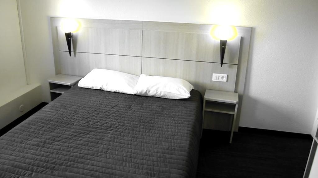 Hotel Class'Eco Courcouronnes Eksteriør billede
