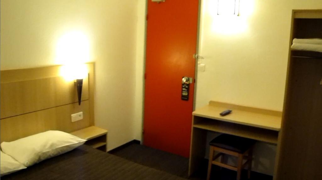 Hotel Class'Eco Courcouronnes Eksteriør billede
