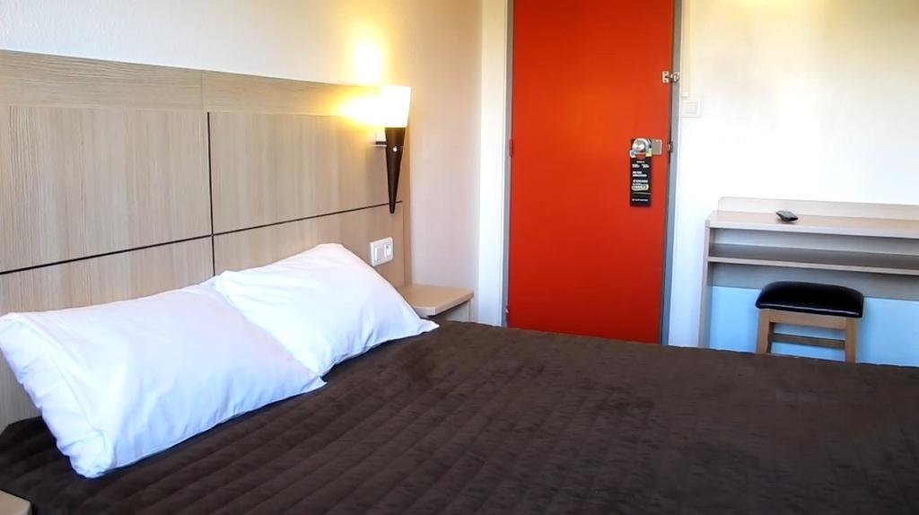 Hotel Class'Eco Courcouronnes Eksteriør billede